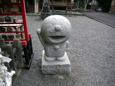 龍尾神社のドラえもん