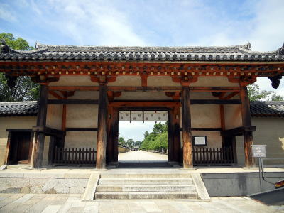 法隆寺東大門